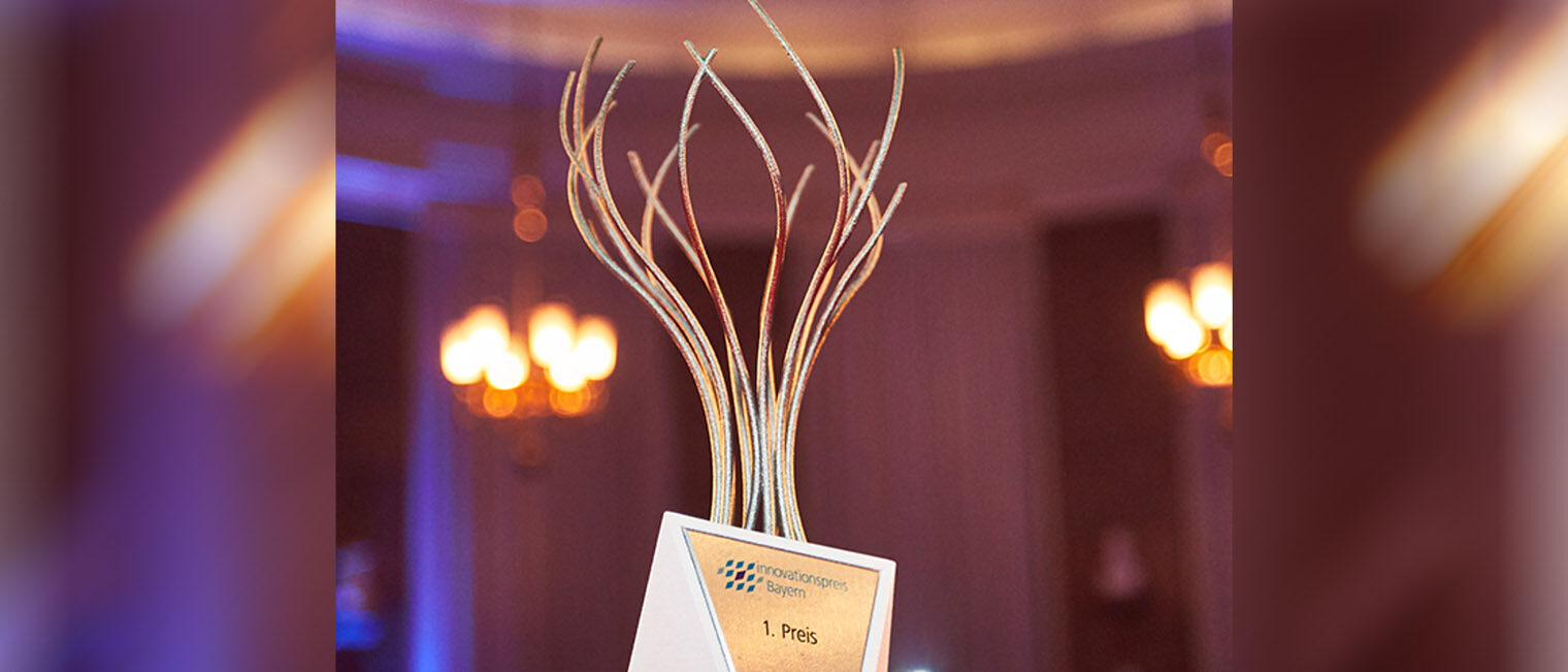Preis/Trophäe des Innovationspreises Bayern