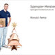 Portrait Ronald Pamp mit seinem Weihnachtsbaum als Spenglermeisterstück