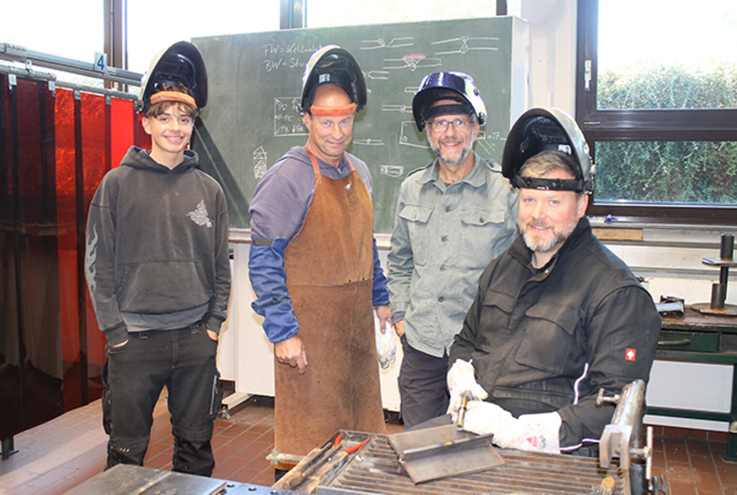 Erlerne Schweißtechniken im Bildungszentrum Aschaffenburg – Perfekt für private Projekte und praktische Erfahrung.